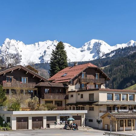 Le Rookie Mountain Hotel เลอกรองด์บอร์นอง ภายนอก รูปภาพ
